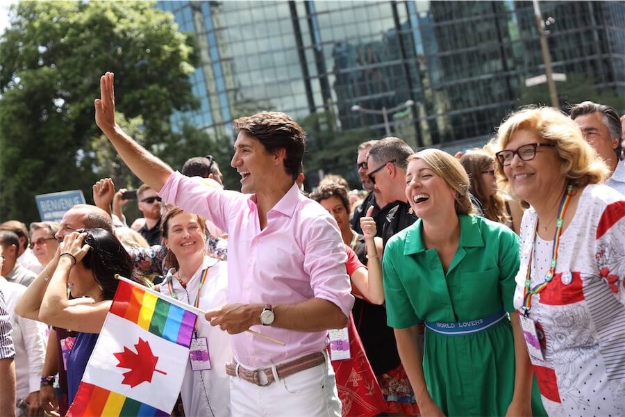 Canada Il Premier Justin Trudeau Al Pride Di Montreal Insieme Ad Altre