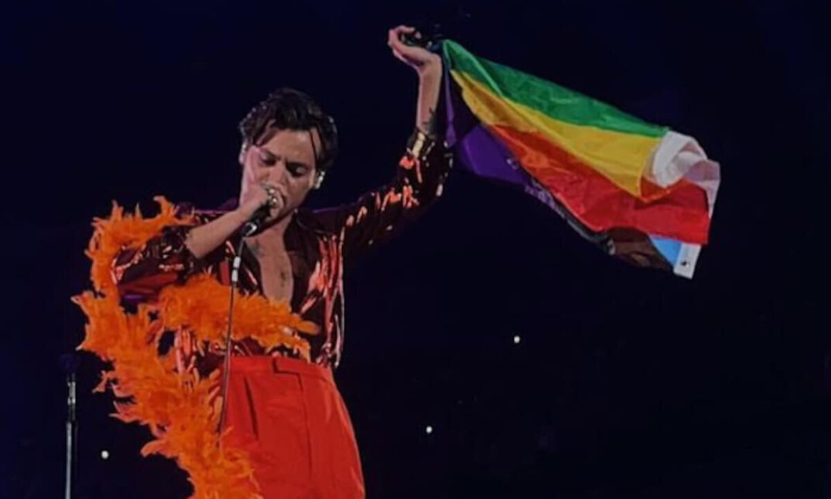 why is harry styles gay